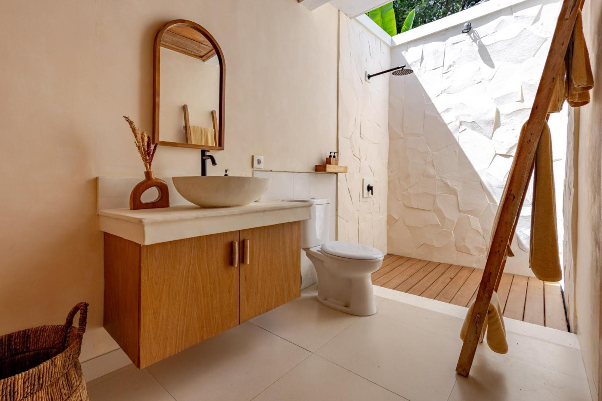The Pink Joglo, A Cheerful 3Bdr Villa W/Pool And Rice-Field View. Dalung  Eksteriør bilde