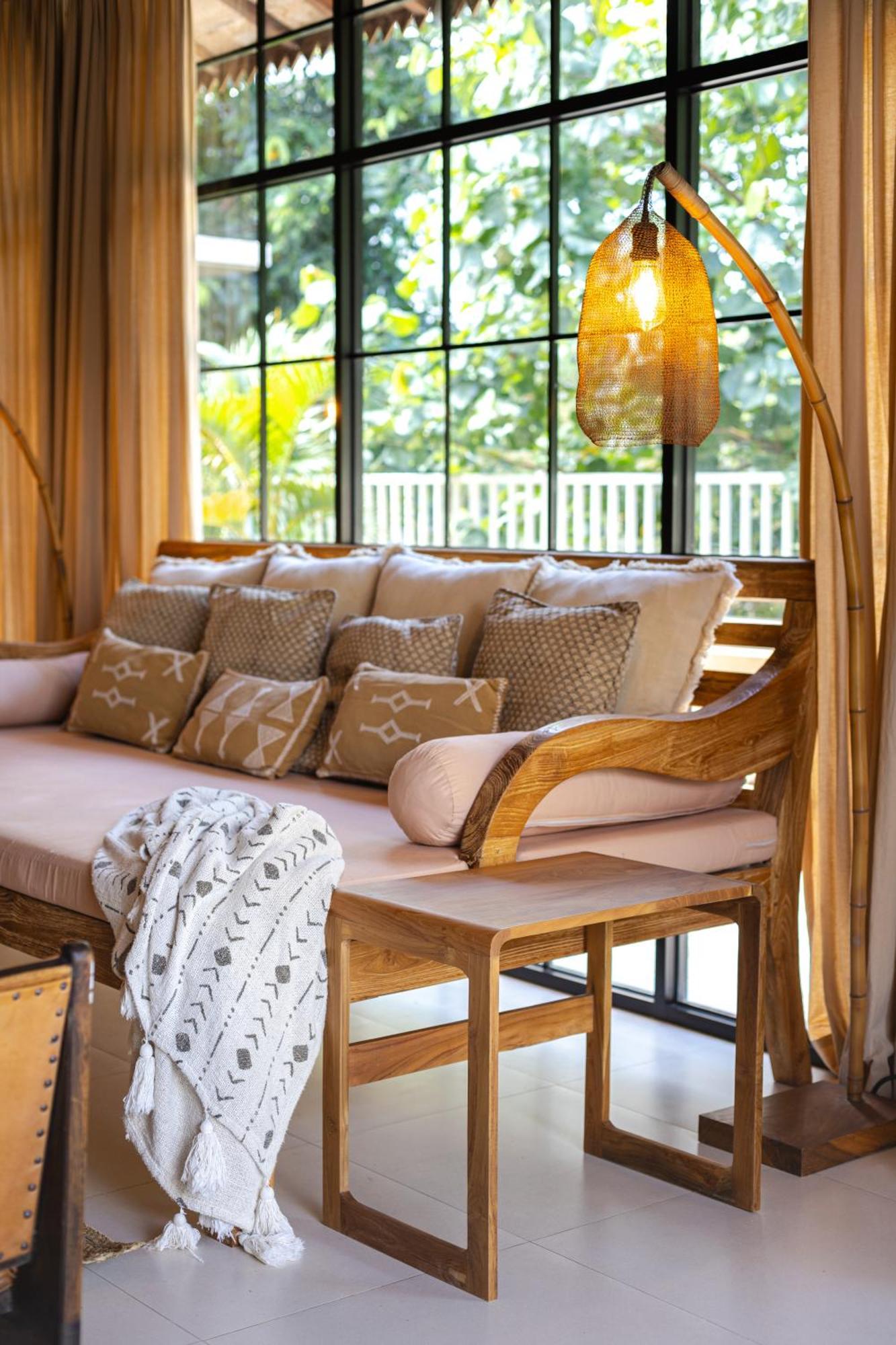 The Pink Joglo, A Cheerful 3Bdr Villa W/Pool And Rice-Field View. Dalung  Eksteriør bilde