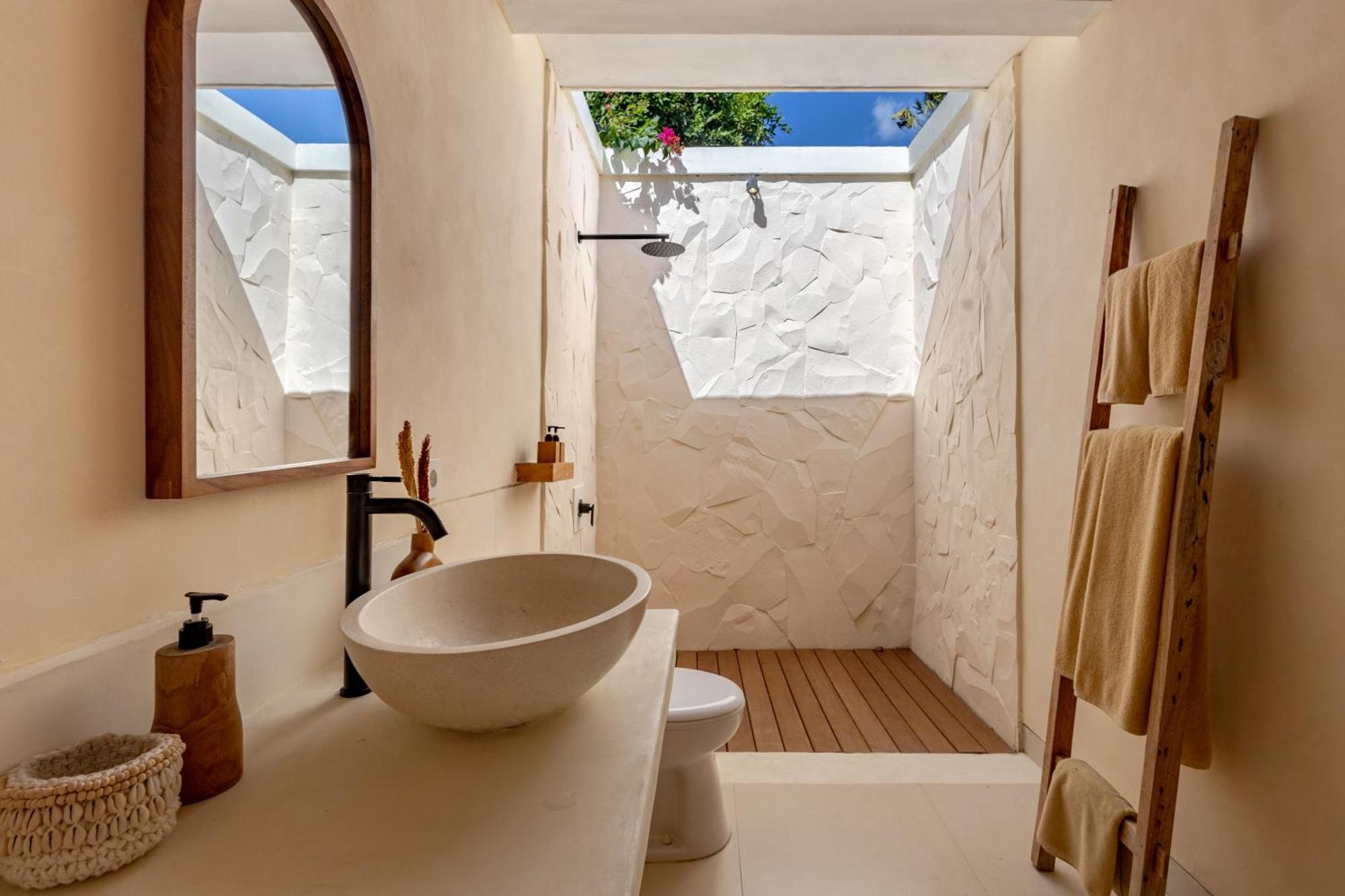 The Pink Joglo, A Cheerful 3Bdr Villa W/Pool And Rice-Field View. Dalung  Eksteriør bilde