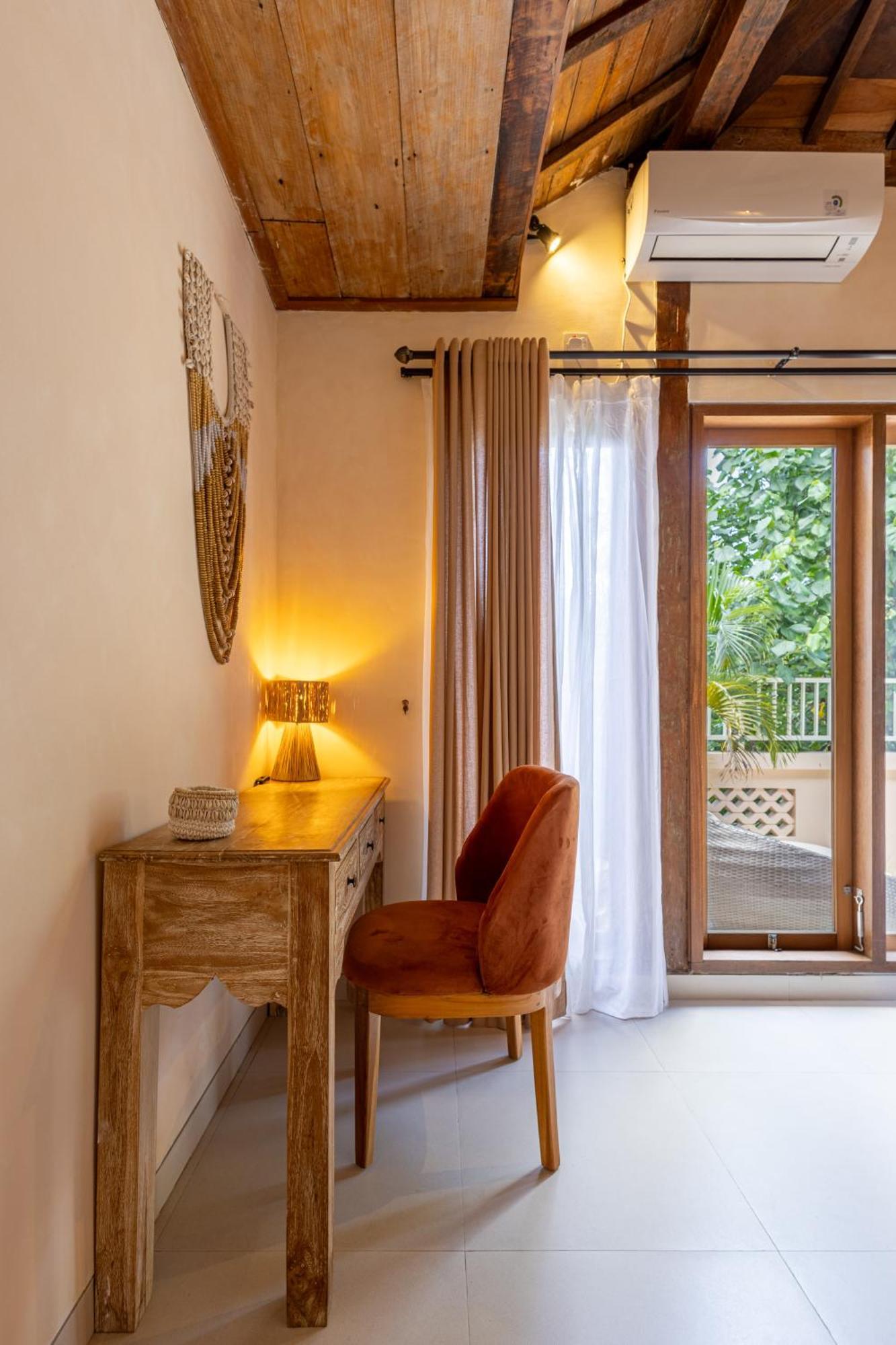 The Pink Joglo, A Cheerful 3Bdr Villa W/Pool And Rice-Field View. Dalung  Eksteriør bilde